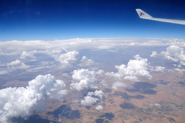カタール航空129便の窓から ドーハ〜ベネチア間 アラビア半島上空