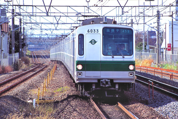 写真: 東京メトロ6000系電車