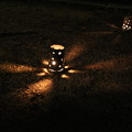 写真: 灯籠の灯り