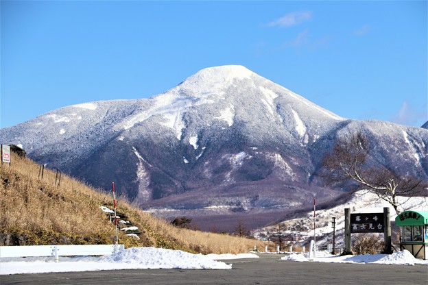 富士見台よりの蓼科山