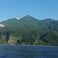 写真: 遊覧船から見る知床連山