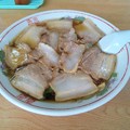 写真: 会津の古川農園で肉そばを食す