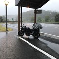 鳥海山は濃霧で楽しめず　山降りたら秋田市まで雨！　雨宿り中