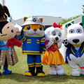 写真: めぐみちゃん と どうかんクン と 太助 と ラッキー と グッド と ハーモニー君 と 柴崎さき