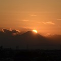 12月20日、富士山頂付近に沈む夕日(15)