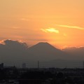 写真: 12月20日、富士山頂付近に沈む夕日(23)