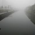 霧の小樽運河?