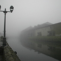 霧の小樽運河?