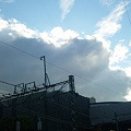 写真: 朝からこんな雲。昼前に一雨ありそうだ。