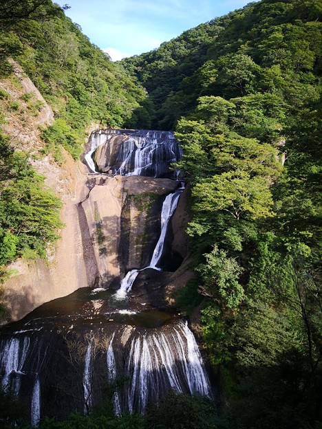 写真: 袋田の滝全体