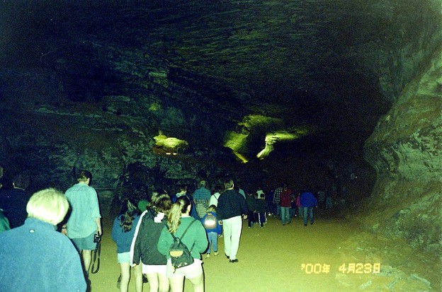 写真: 20000423 Monmouth cave (7)