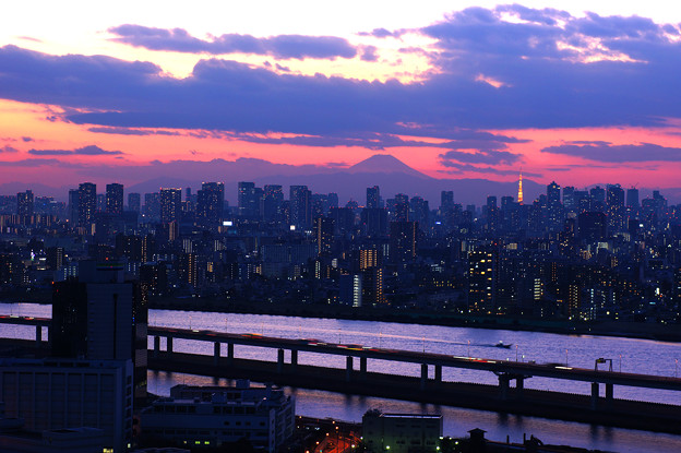 写真: 富士と東京タワー