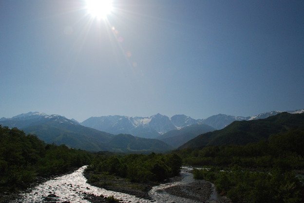 写真: 松川からの白馬連峰