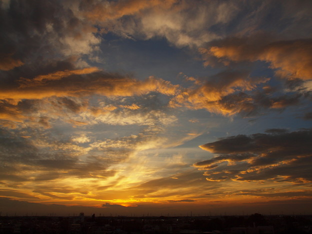 写真: 夕景「雲の行方」