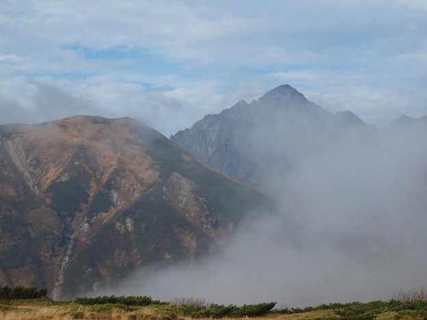 写真: 剣岳の遠望