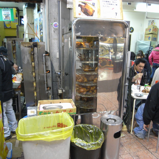 写真: 大須・商店街11 鶏の丸焼き