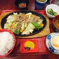 写真: 野菜炒め定食
