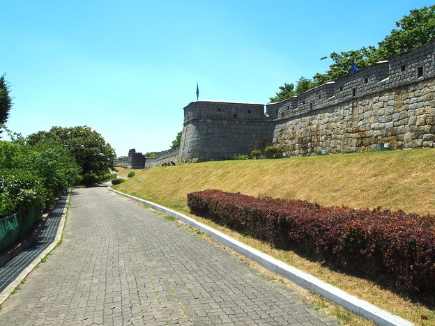 写真: 東二雉 -水原華城-／Dongichi“Eastern Turret ?” -Hwaseong Fortress-