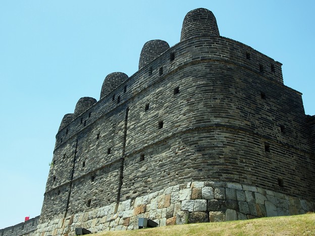 烽墩 -水原華城-／Bongdon“Beacon Mound” -Hwaseong Fortress-