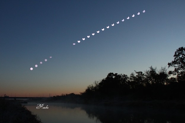 写真: 1月6日の部分日食