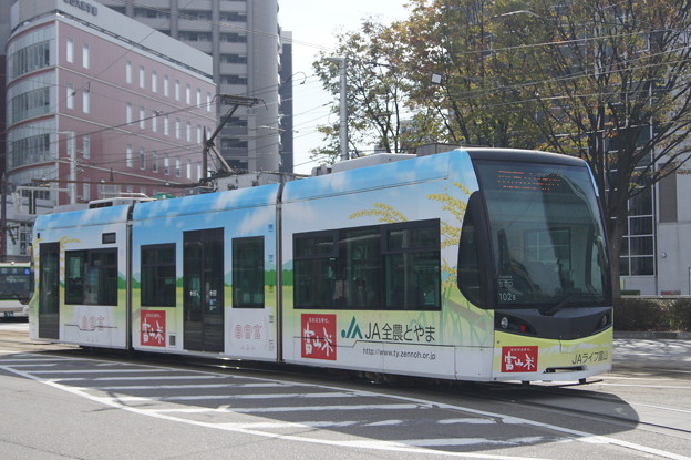 富山地鉄 T102