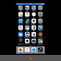 写真: MacでiPhone画面のAirPlayができるアプリ「LonelyScreen」- 5（iPhoneのホーム画面、録画ボタンあり）