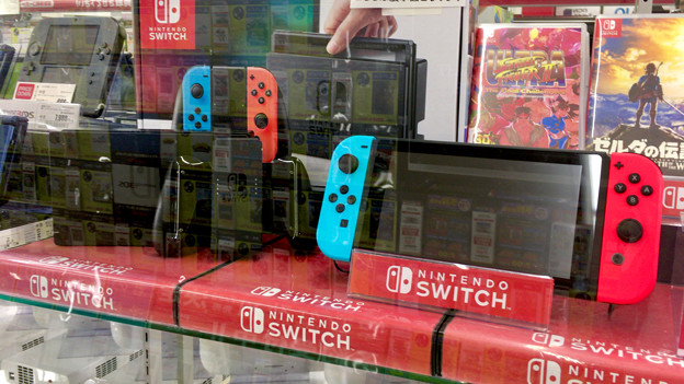 ゲオ春日井インター店：Nintendo Switchの展示機