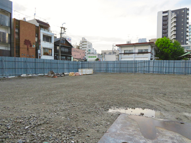 写真: すっかり更地になっていた旧・大須中公設市場跡地（2018年9月2日） - 2