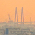 写真: 定光寺展望台から見た景色：名港中央大橋