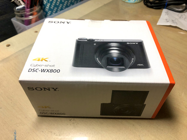 Sonyのデジカメ「Cyber-shot DSC-WX800」 - 1：箱