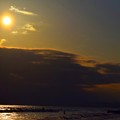写真: 間もなく日没を迎える湘南・鵠沼海岸 #湘南 #藤沢 #海 #波 #wave #surfing #mysky #beach