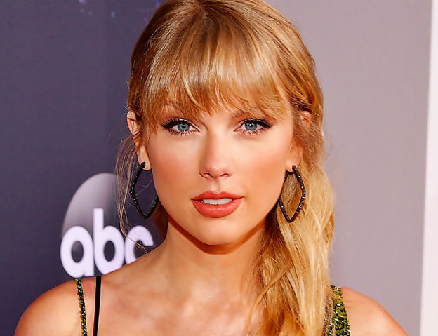 写真: Beautiful Blue Eyes of Taylor Swift(11113)