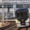 写真: 京阪3000系特急　京阪本線淀〜八幡市