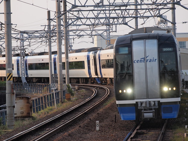 写真: 名鉄2000系ミュースカイ　名鉄名古屋本線東枇杷島駅02