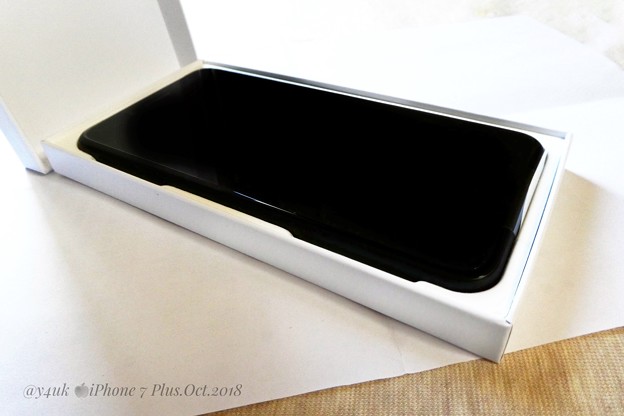 Renew “iPhone 7 Plus” in Apple White Box〜交換専用箱純白〜本体は全く同じ新品交換、2年ケア代払ったおかげ1度きり無償交換、もう保険は無い〜Black color