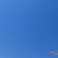 4.4.2019_10:18&lt;44&gt;@y4ukの日。旅の日のam青空BlueSky快晴(^｡^)穏やか鉄塔もひょっこりはん〜日光浴が気持ちぃ春太陽温度が心地よく未確認飛行物体も写(25mm:TZ85)
