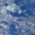 10:04_2.4.2020 My Birthday&#039;s Sky〜お誕生日の午前の空は雲が多いけど青空が覗いていた。午後は曇りになった、雲で寒くなった風邪他こんな最中、無料パンケーキ夜外食無理。今月中