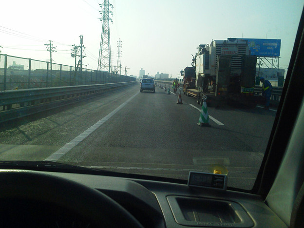 おはようございます。東名高速は集中工事中でございます。知らなかった(&gt;&lt;)