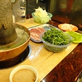 写真: 定西路　東北鍋の店　鍋と野菜と羊肉