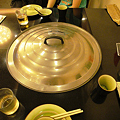 写真: 野生大魚坊　テーブル備え付けの大鍋