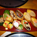 写真: お稲荷さんの変わり寿司