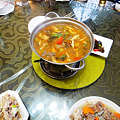 写真: 柳州路の新疆料理　鍋
