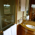 BlueTrain　洗面台とシャワールーム