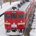 写真: のんびり赤電車その2
