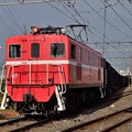 デキ103赤い電気機関車