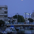 R0025731 − 昇る満月＠呑川