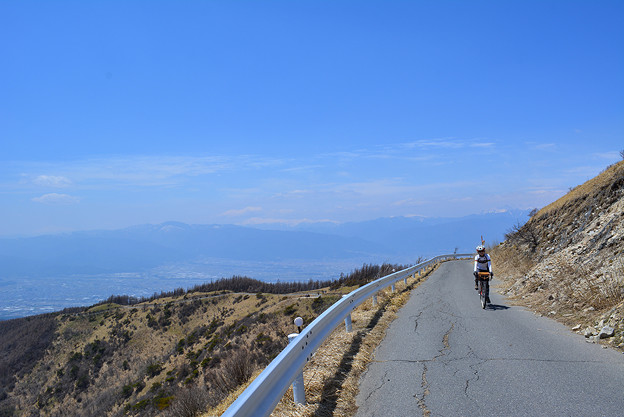 写真: 鉢伏山への絶景道