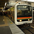 写真: ２０９系八高線（拝島駅）