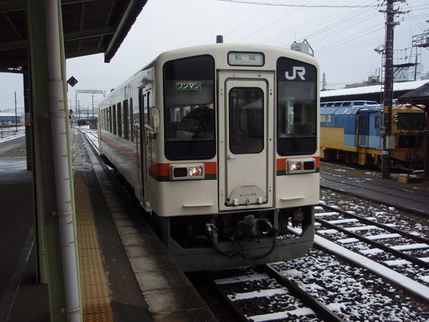 写真: キハ１１（松阪駅・名松線）
