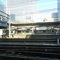 写真: Ｅ２３１系湘南新宿ライングリーン車１Ｆの車窓１７